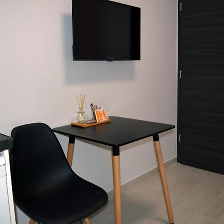 Tcc Lux Studio Салоники Экстерьер фото
